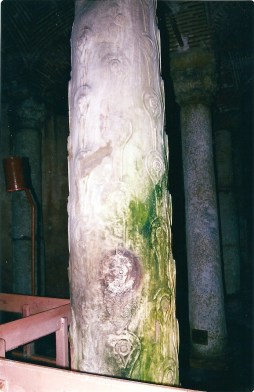 Columna